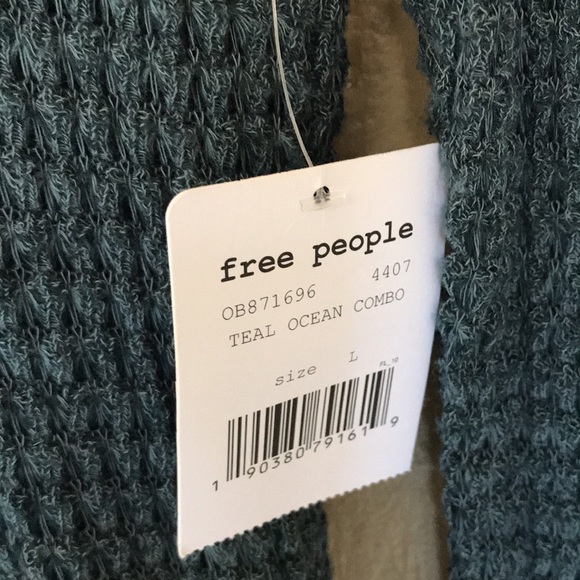 Free People snowflake colorblocked pointelled sweater inTeal Ocean Combo - Picture 5 of 10